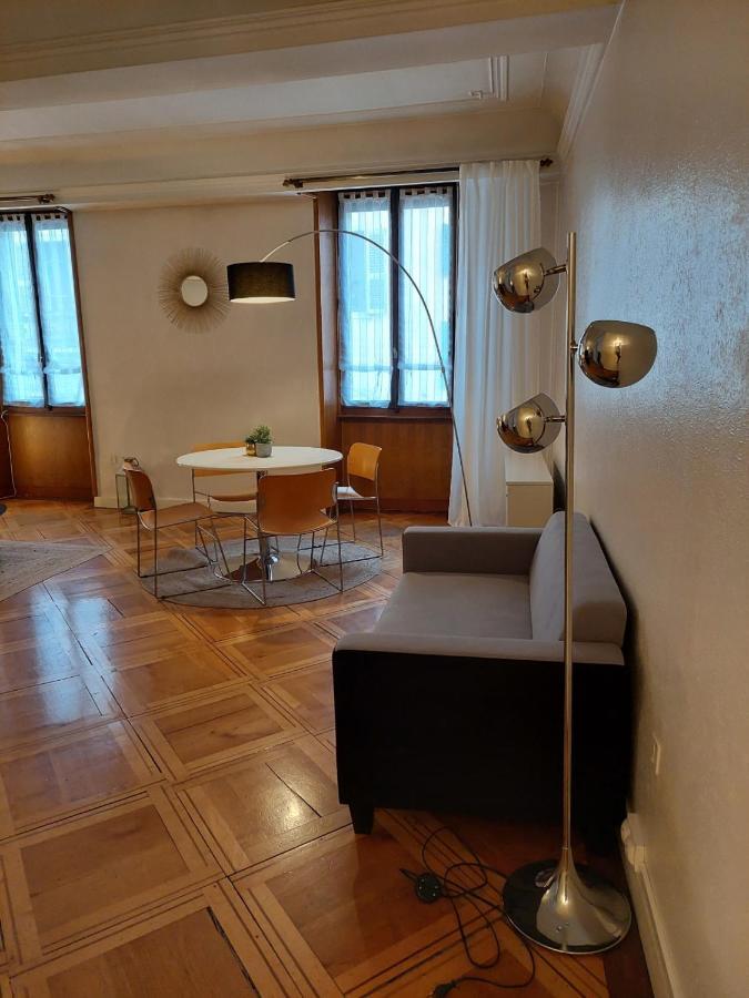 Le Vintage - Appartement En Plein Coeur De La Vieille Ville อานซี ภายนอก รูปภาพ